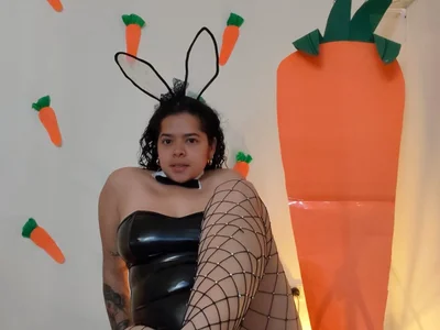 alexa-cooper- profile