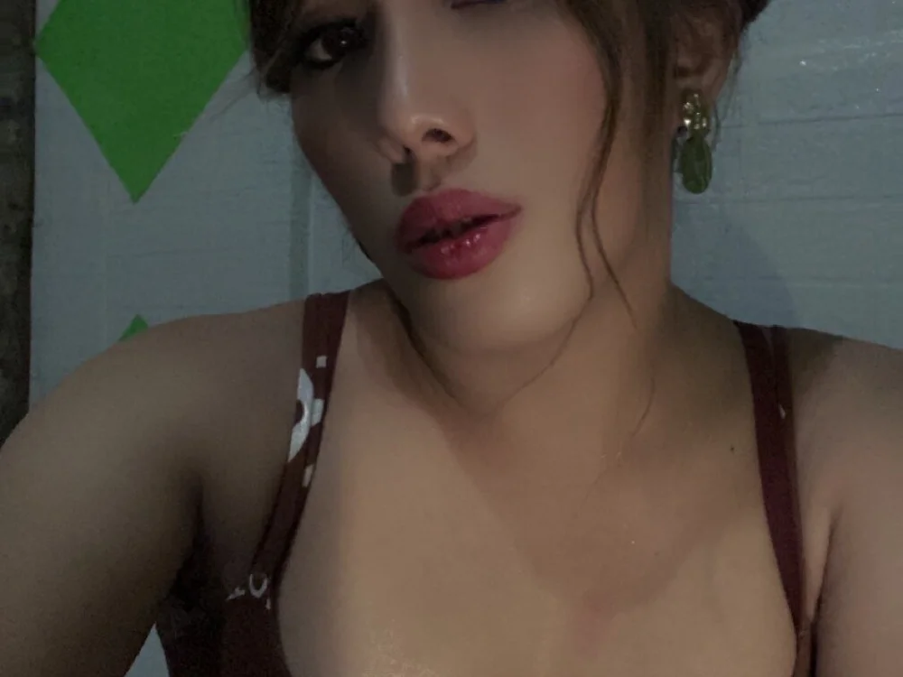 Chloe0115's Offline Chat Room
