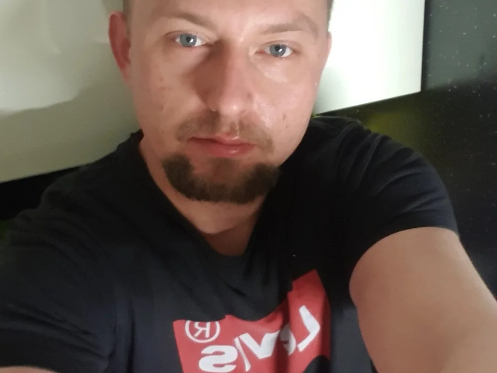 Maajorx: офлайн-секс-чат