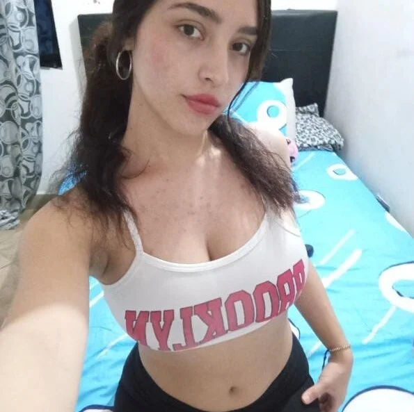 shel_01 Offline XXX-Chat