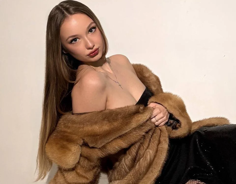 LessieKeisker Chat XXX offline