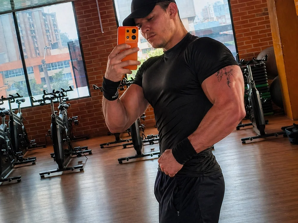felipeboyx офлайн XXX чат