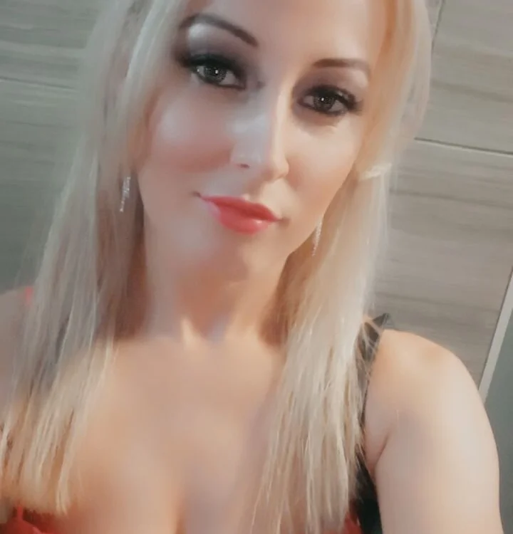 Destiny92's Offline XXX Chat