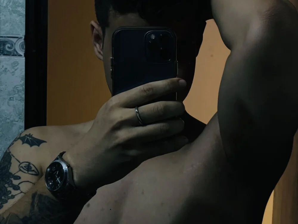 BjornSteel Offline XXX Chat