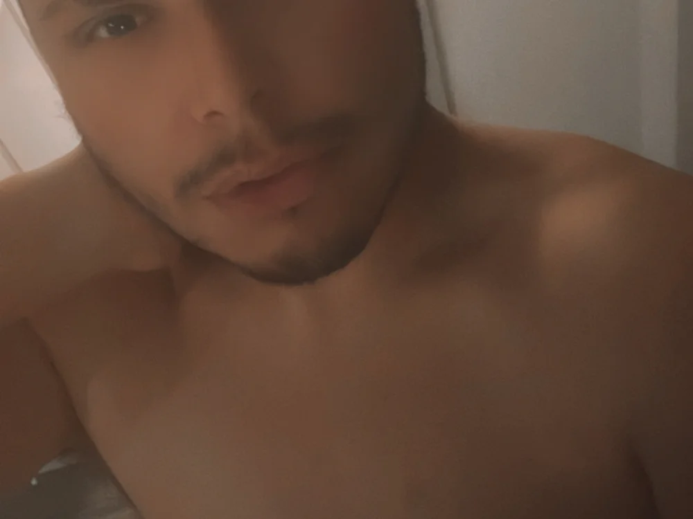 Offline chatovací místnost MChayannePR