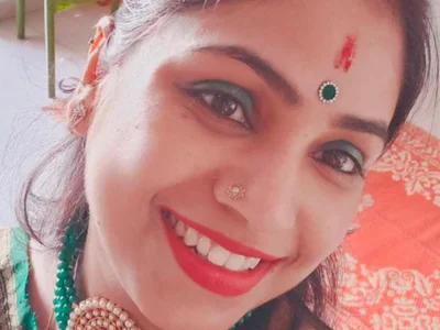 Riya2506 - Couple 