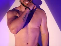 Dylann_Carter: απευθείας συνομιλία ΧΧΧ