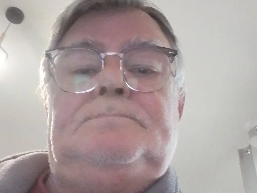 vieux_ Obrolan XXX Offline