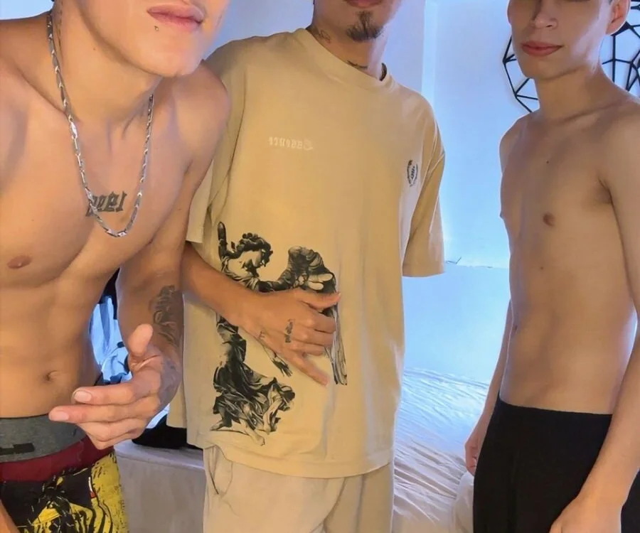 3kings_live offline XXX-chat