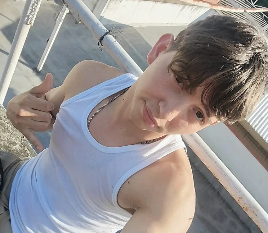 TomasFelixhot Offline XXX-Chat