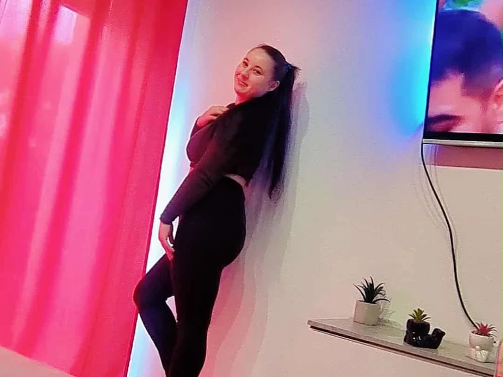 دردشة Princessa99 الجنسية دون اتصال