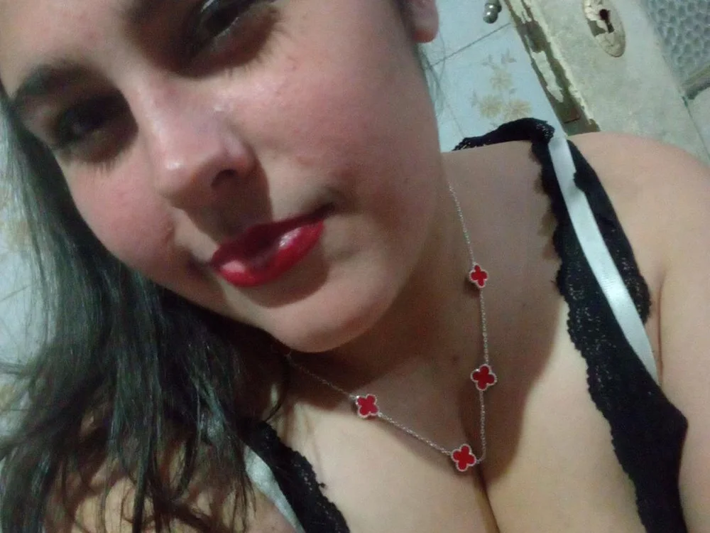 Micaela_belen's Offline XXX Chat