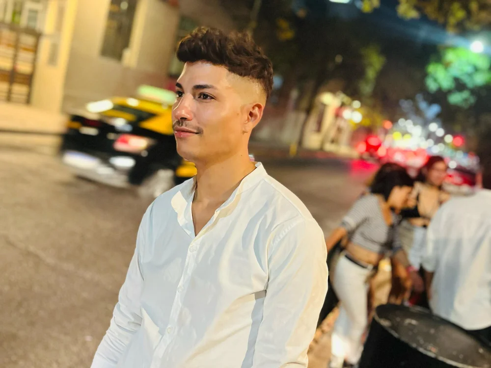 Principe199's Offline Chat Room