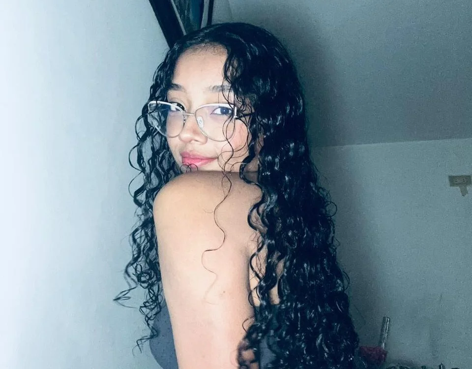 Chat +18 off-line de angeline_scot