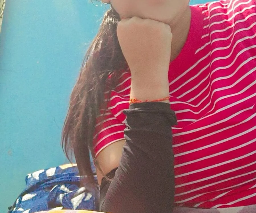 radhika01 離線 XXX 聊天