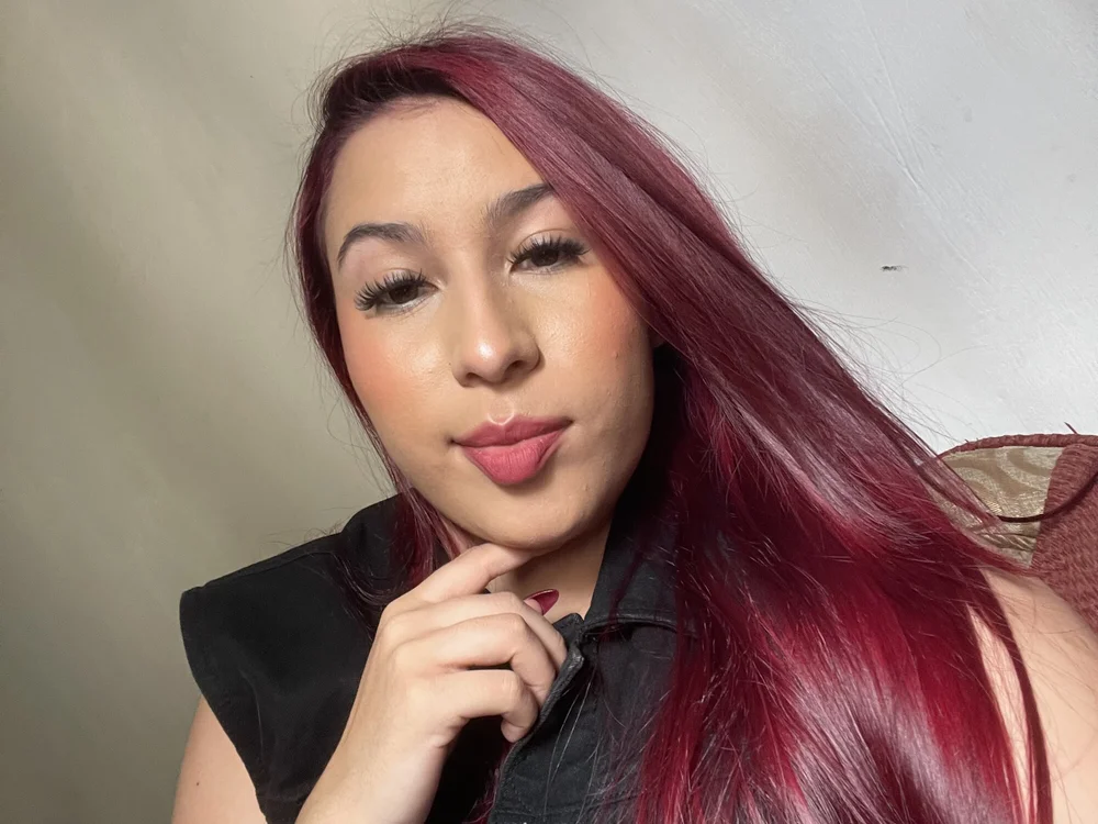 Alexandra_20's Offline XXX Chat