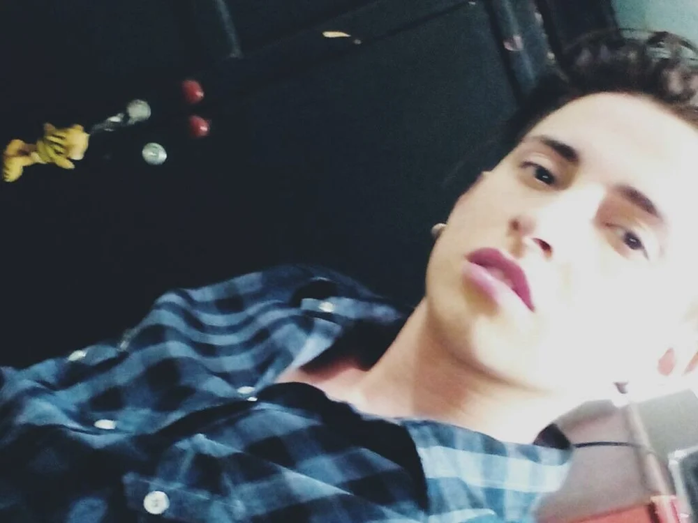 alejandrohoty offline chatrum