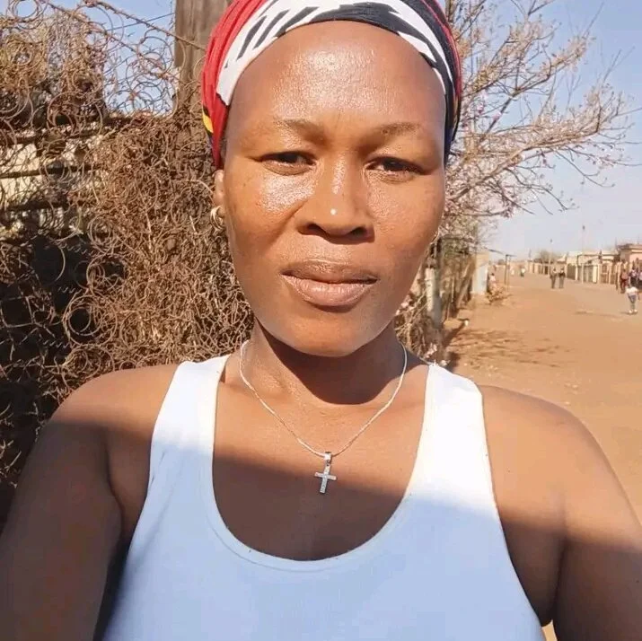 DarkTallSelina's Offline XXX Chat