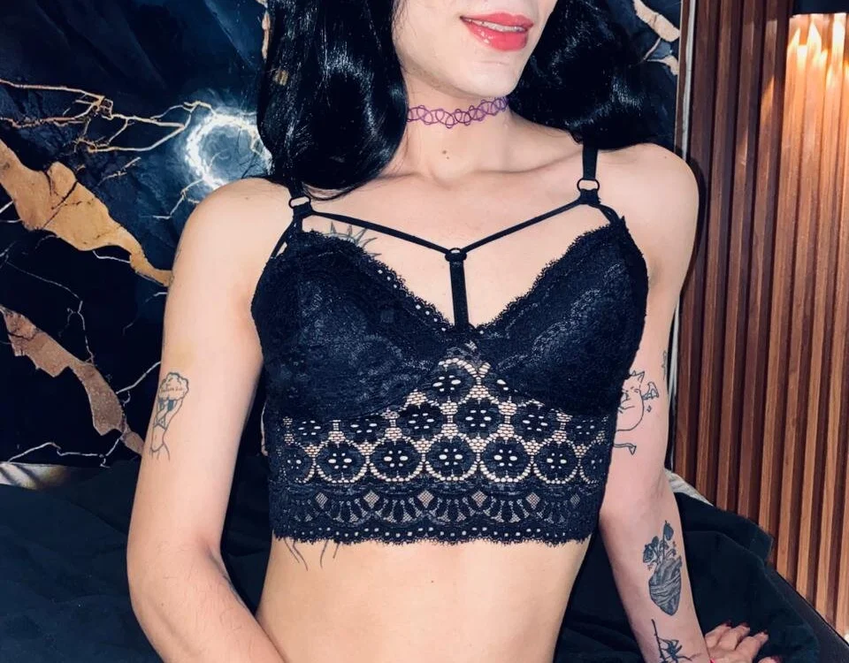 Zafira_House__X's Offline Chat Room