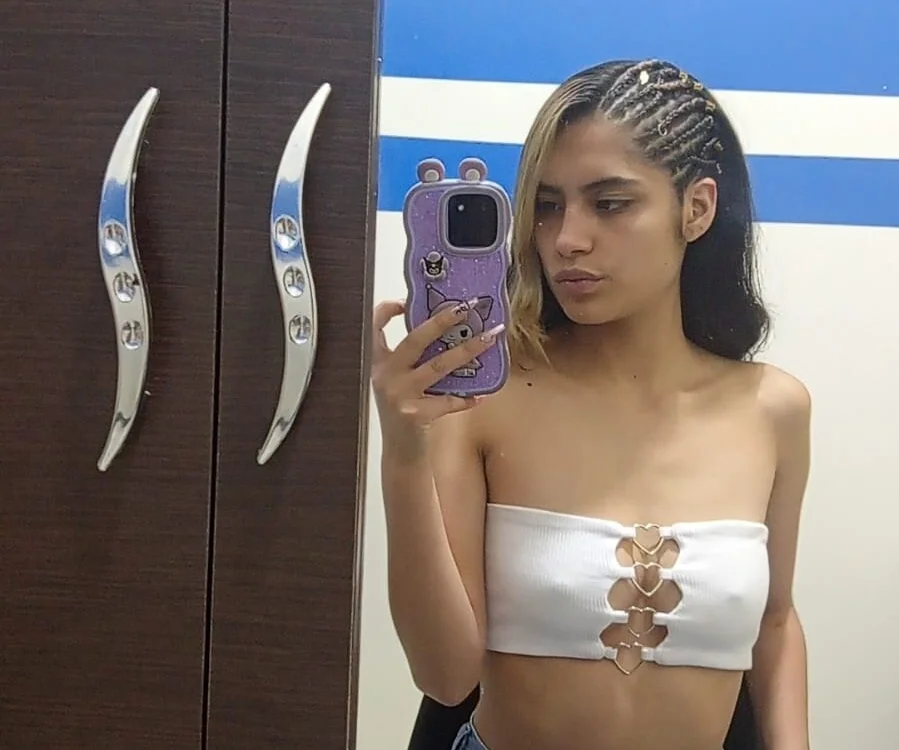 Chiara_Cavendish's most recent online preview