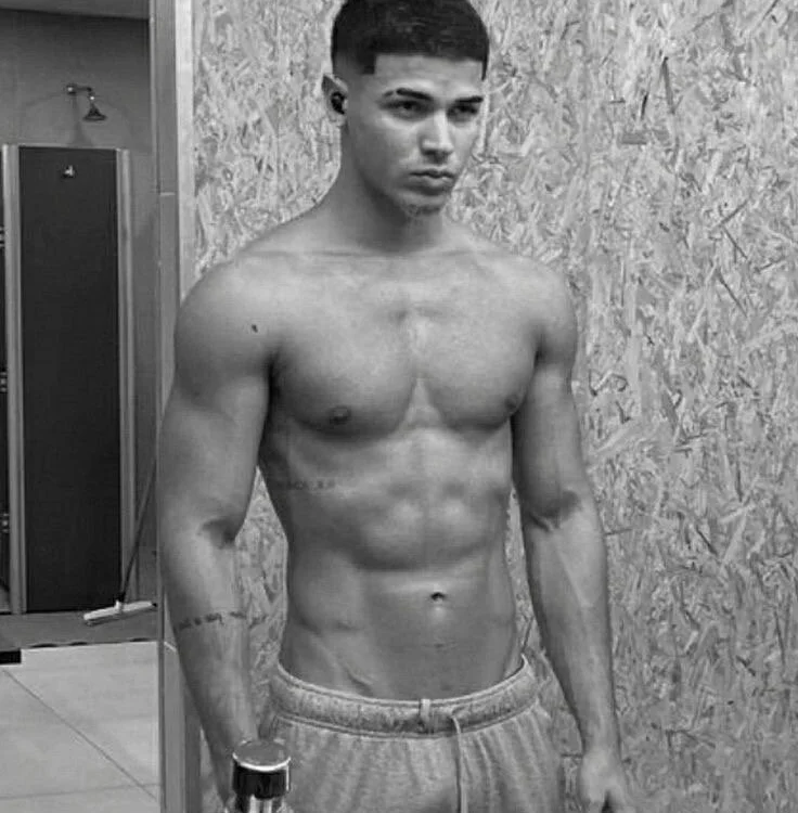 Rusito19: συνομιλία ΧΧΧ εκτός σύνδεσης