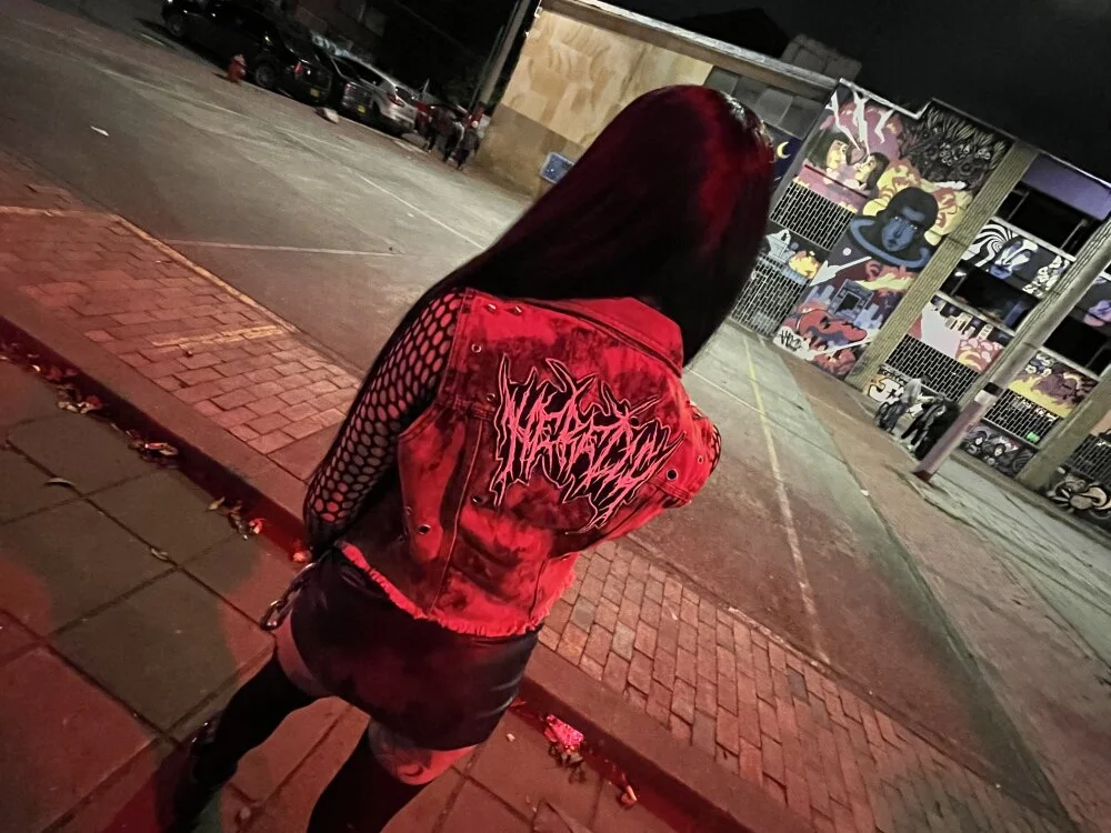 Offline XXX chat babyxbaphomet