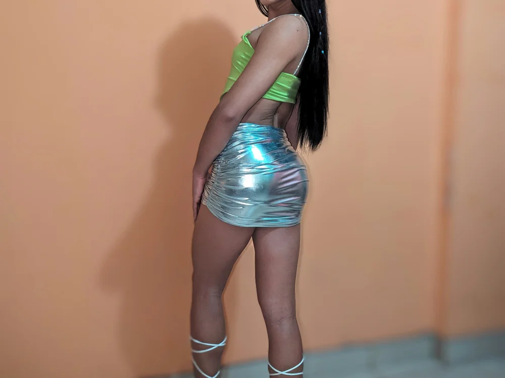 Samira_Noah's Offline Chat Room