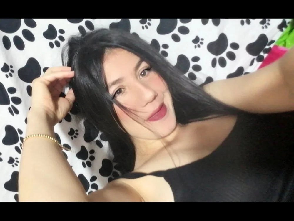 melba_iris cam model