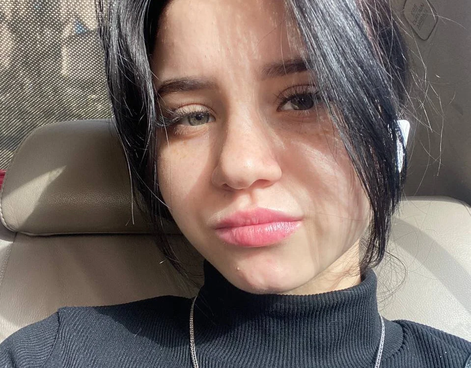 Little_sweet1ie's Offline XXX Chat