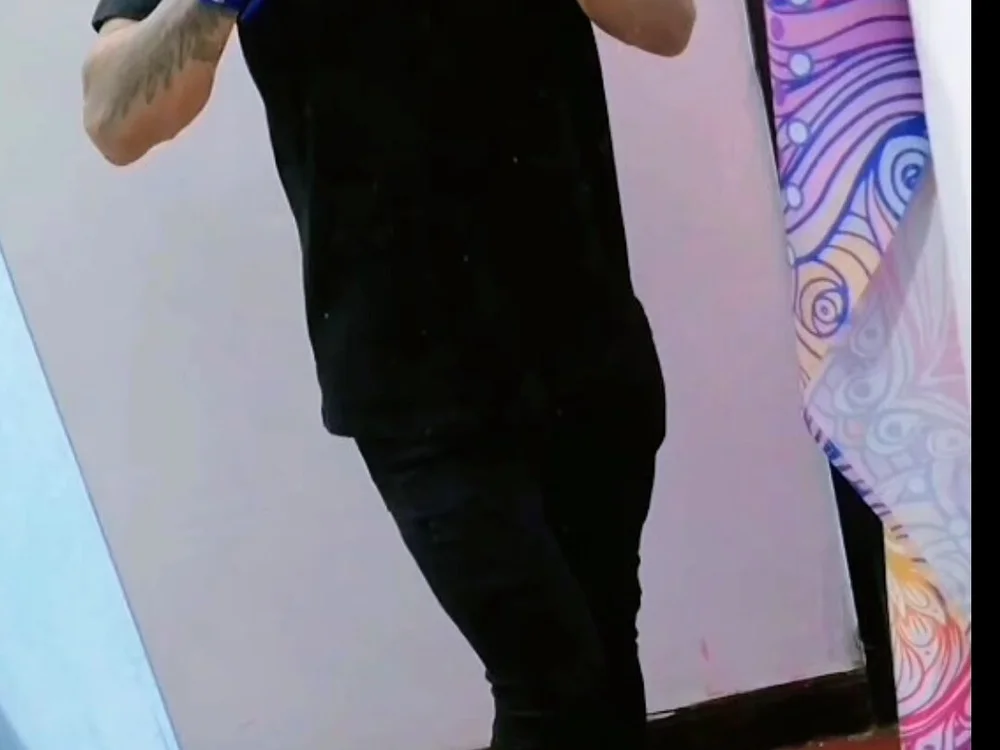 Offline XXX chat modela Yosbel123@xh