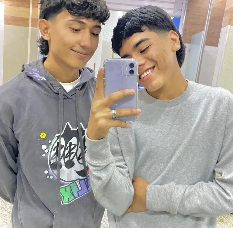 tomdrew69のオフラインXXXチャット