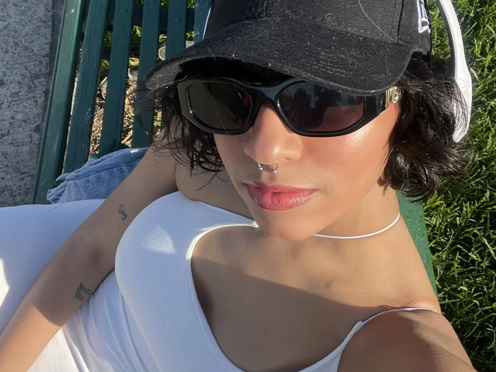 blackrouseee Chat XXX offline