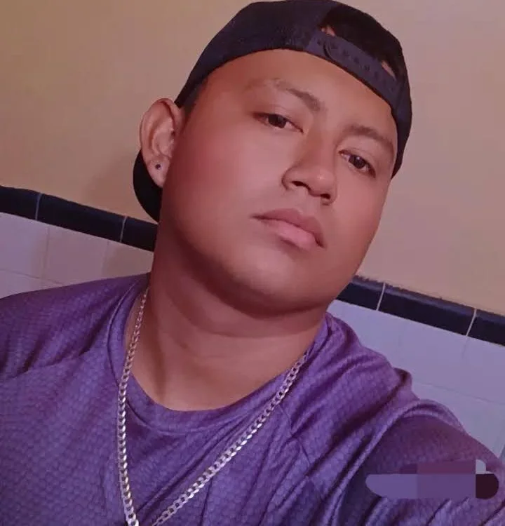 carlos0608_'s Offline XXX Chat