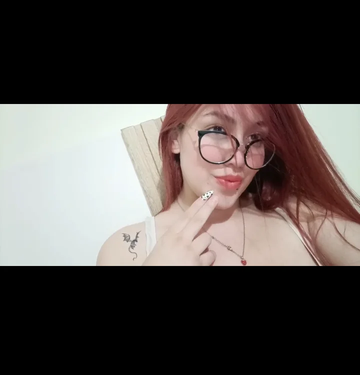 Raphaellastart's Offline XXX Chat