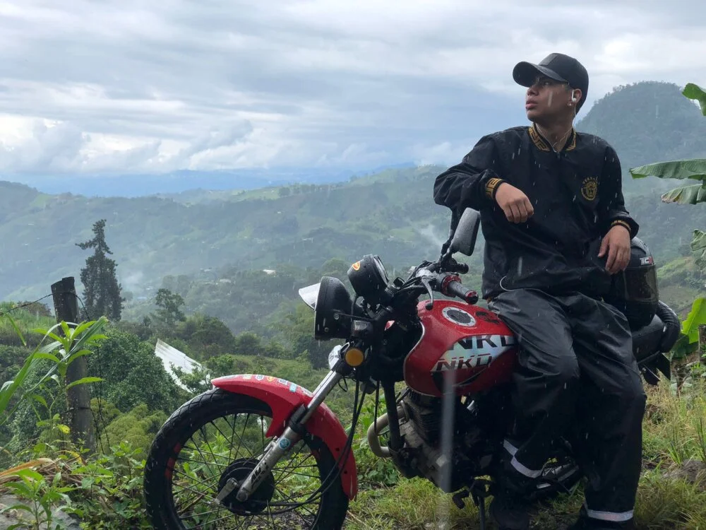 Lucifer-609: συνομιλία ΧΧΧ εκτός σύνδεσης