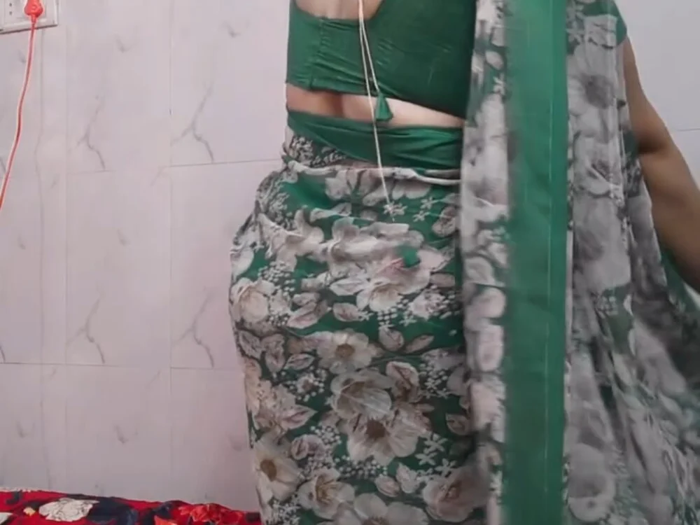 priyanka_99's Offline XXX Chat