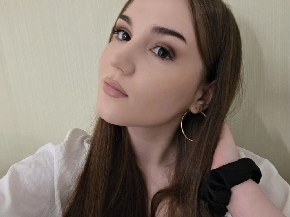 CrissyKales' Live XXX Chat