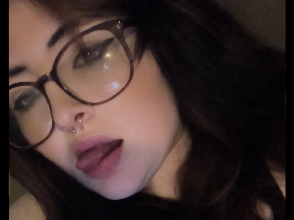 worshipclem offline XXX-chat