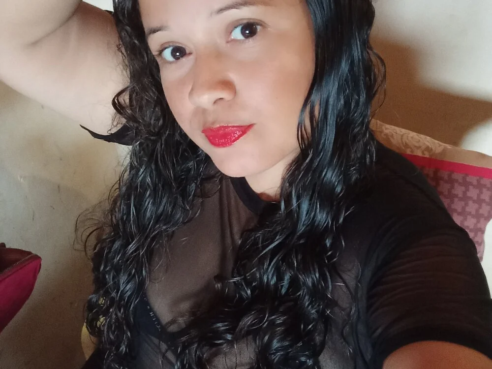 KarameloTropical Offline XXX Chat