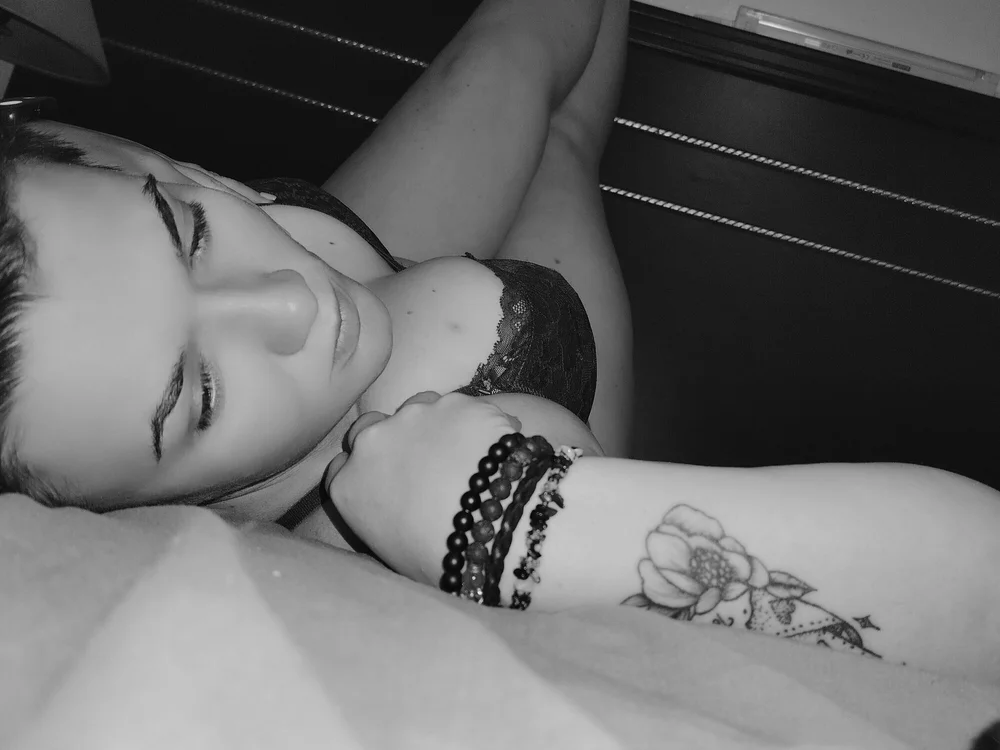 lizzie_x offline chatrum