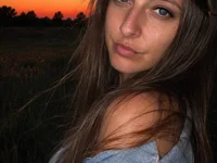home_horny_eva's webcam live show