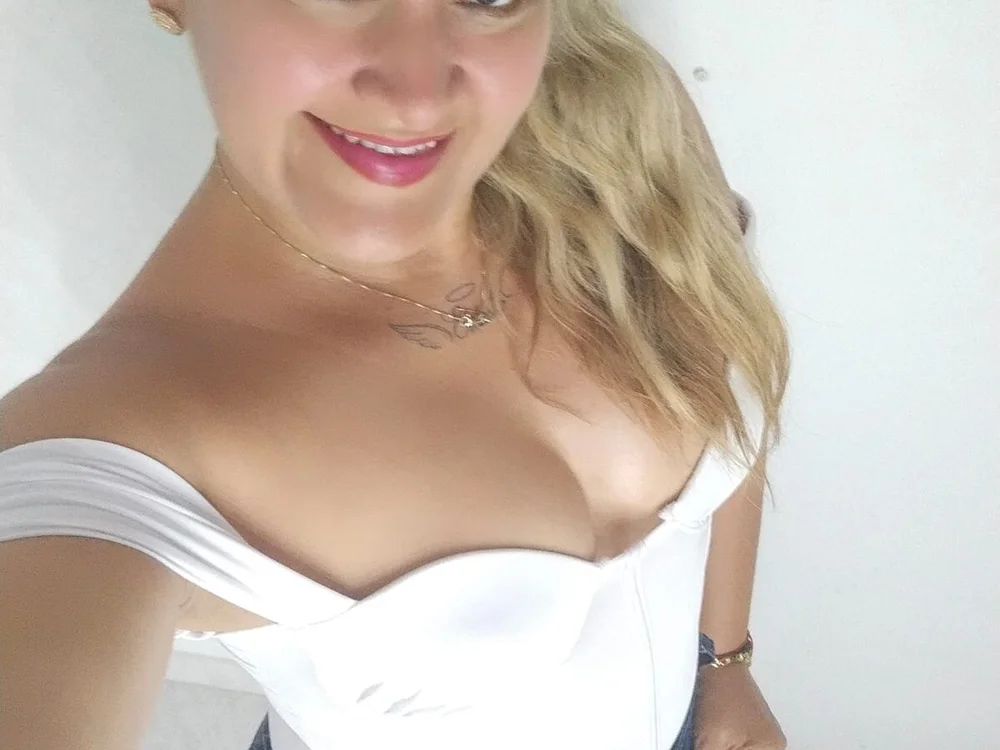 SamanthaCastle offline chatrum