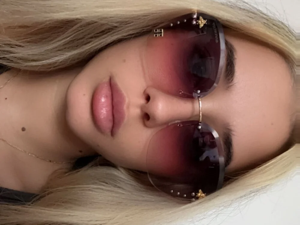 nyxcaramel Chat XXX offline