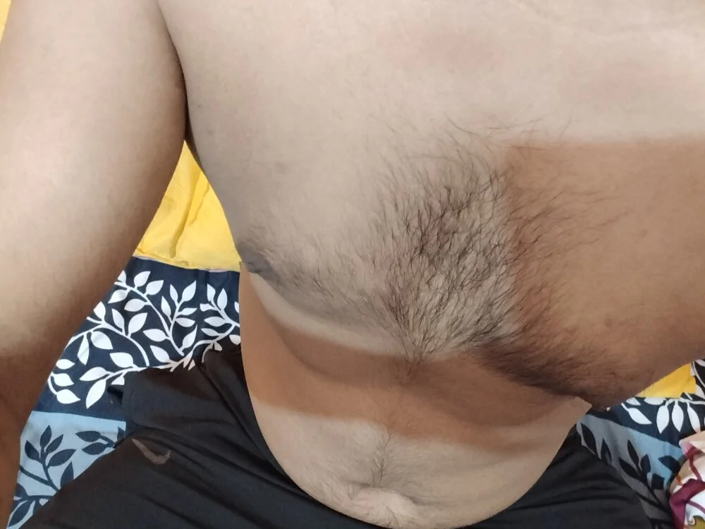 Ravis_57 Chat XXX Ngoại tuyến