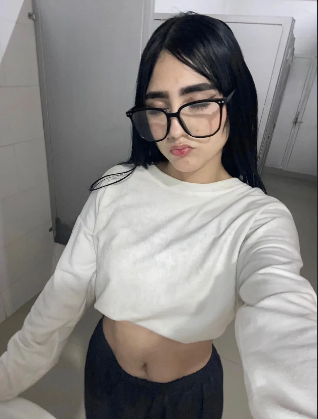 mavis_cutee cover photo