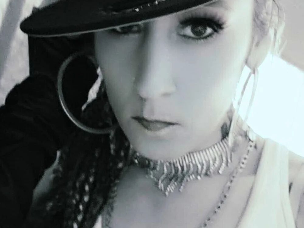 N8tivePride's Offline XXX Chat