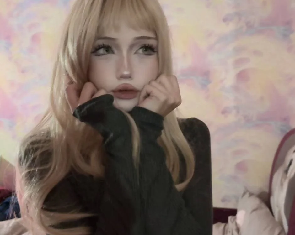 Offline XXX chat Yumiku