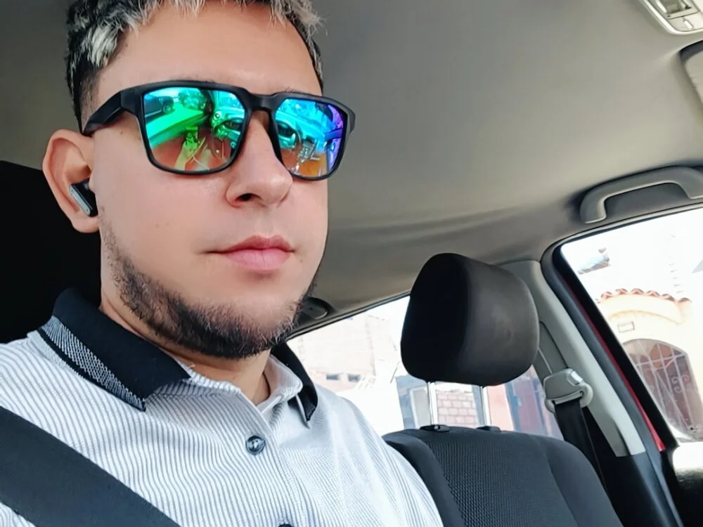 Emanuel00_- – Offline XXX chat