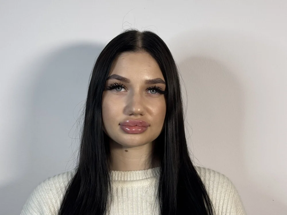 EditAfton's Offline Chat Room