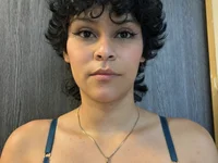 sweet_garden_red's Offline XXX Chat